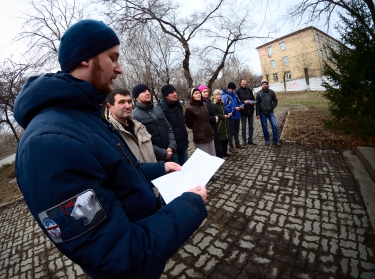 7 ноября 2014 года (уборка памятника на Дудинской)