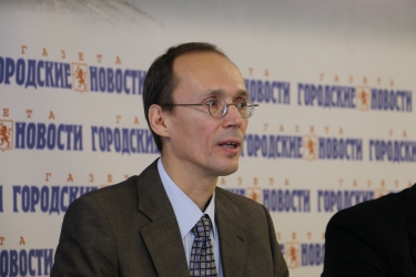 Пресс-конференция по итогам сбора подписей против закона «о криминализации семьи» («Городские новости»)