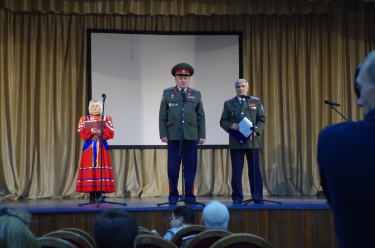 Казачий круг в Доме офицеров