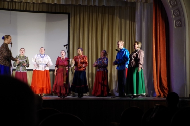 Казачий круг в Доме офицеров