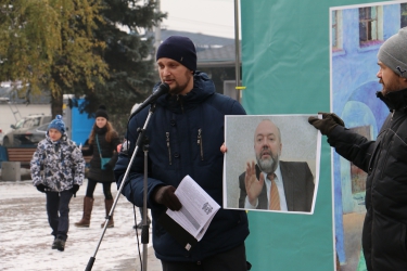 Митинг против закона «о криминализации семьи»