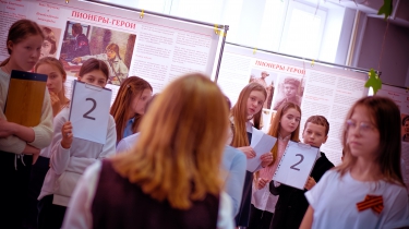 Викторина по выставке «Пионеры-герои» в гимназии «Универс»
